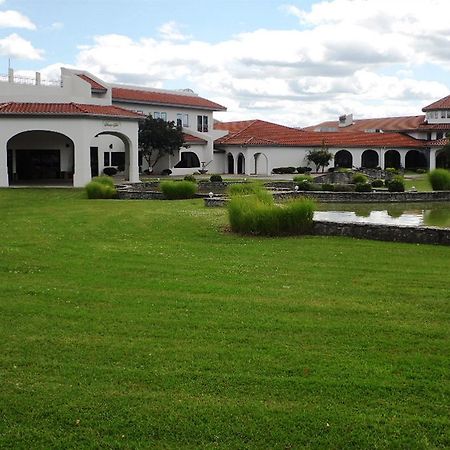 Regalia Hotel & Conference Center Village of Four Seasons 外观 照片